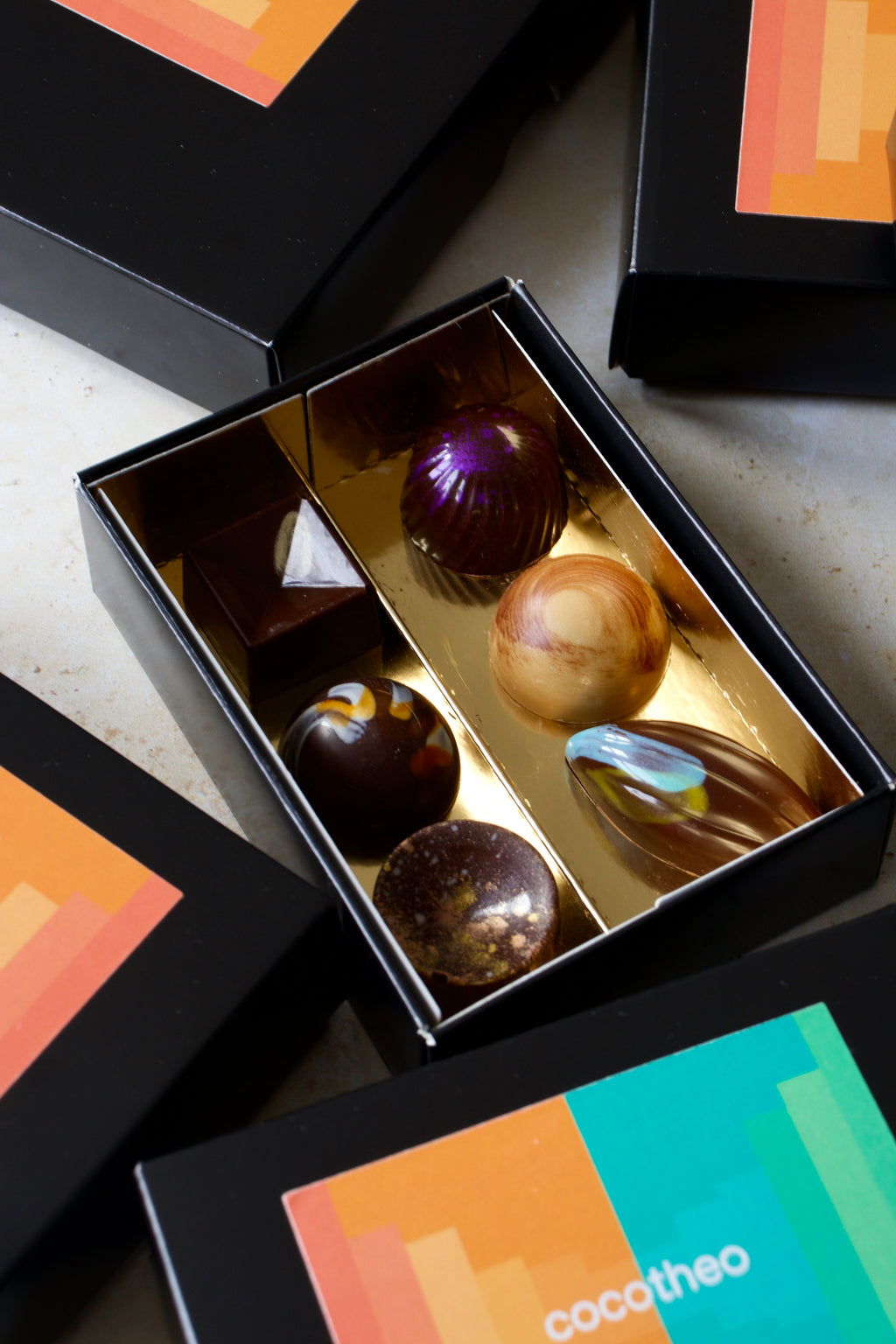 Cocotheo Christmas 2025, Tray of 6 caramels